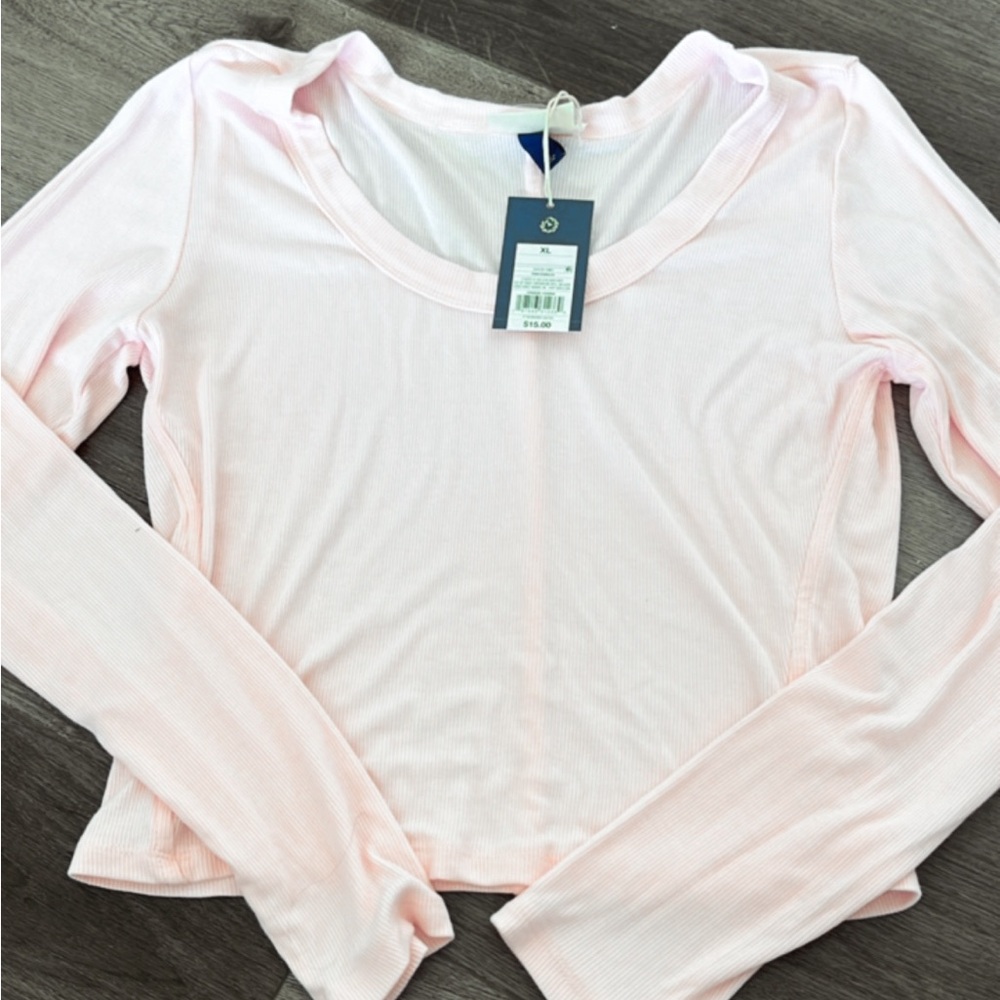 Ribbed light pink long sleeve shirt